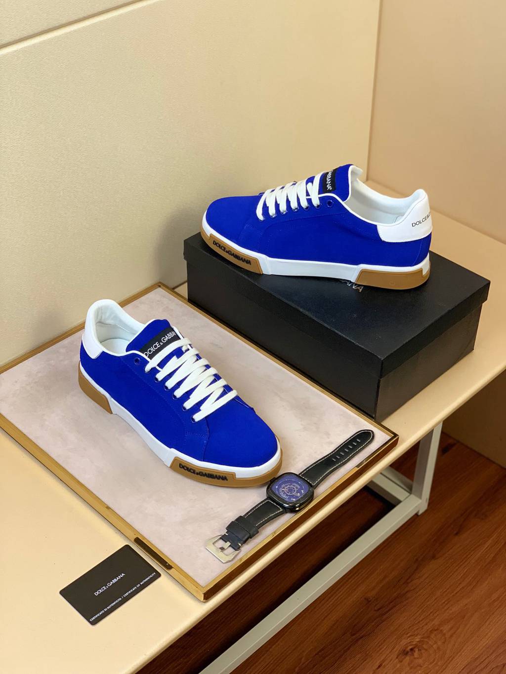 D*G sneaker